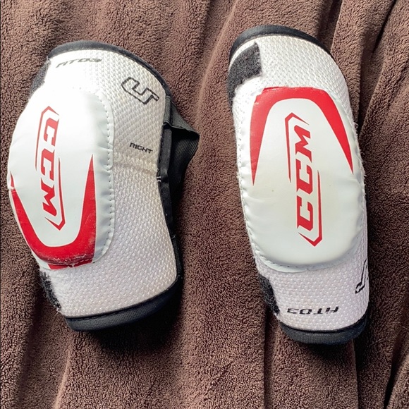 Hockey elbow pads - Picture 1 of 3